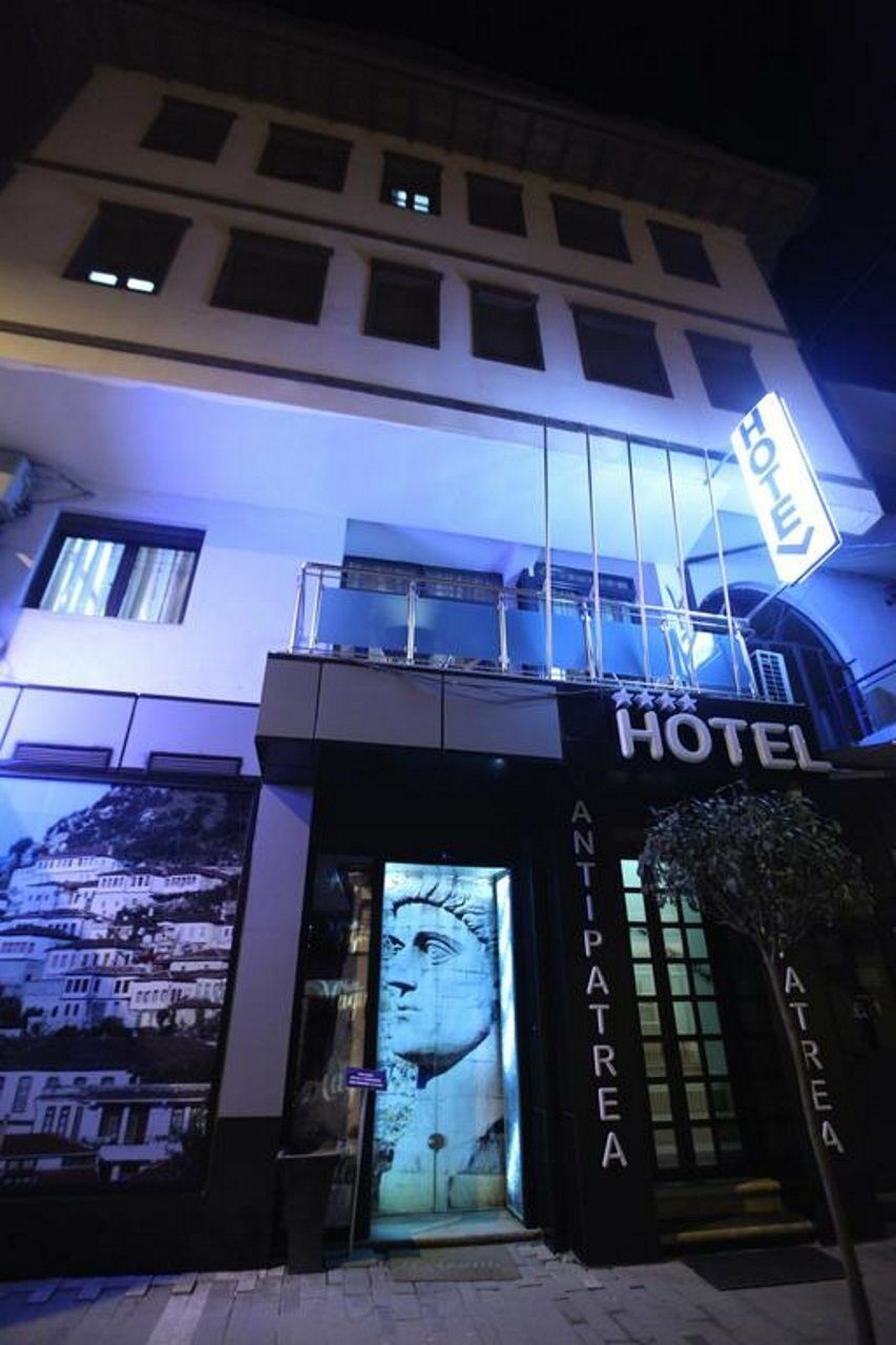 Antipatrea Hotel Berat Esterno foto